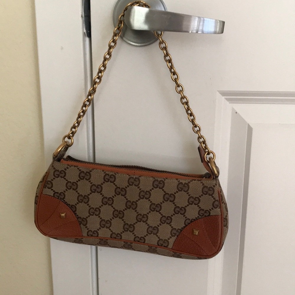 Gucci Chain Clutch